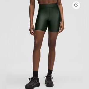 Lululemon - Satin High Rise Shine - Women's Everest Green Athletic shorts